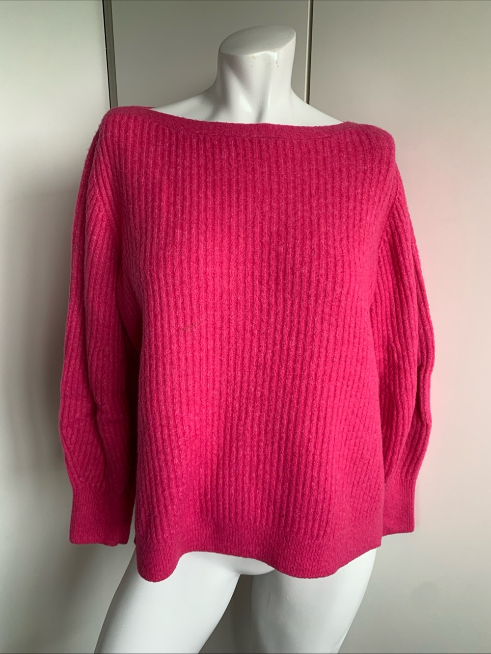 Athleta size large pink boat neck ribbed pullover sweater